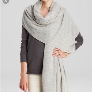 C by Bloomingdale’s Cashmere Travel Wrap